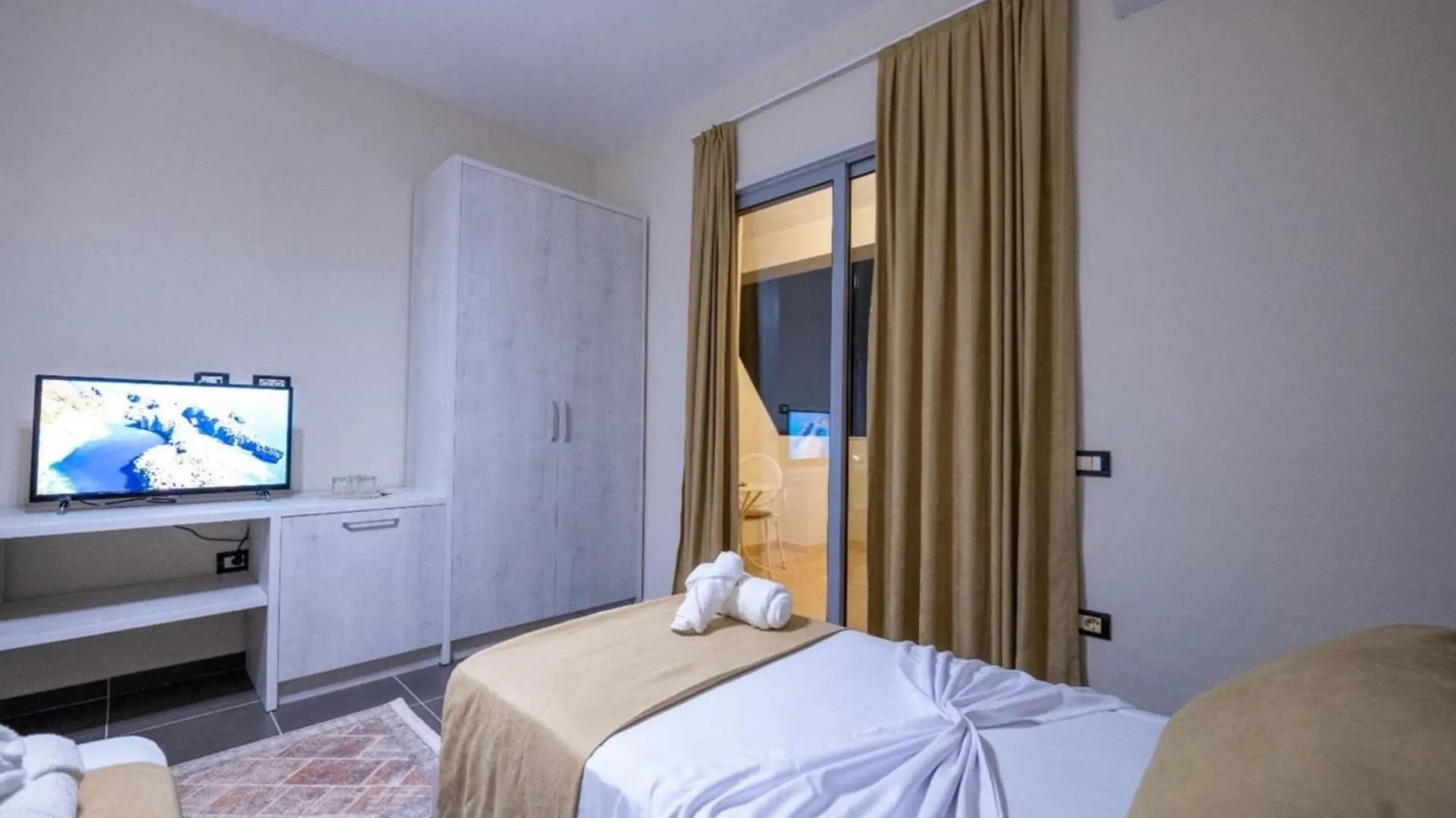 Altobelo Hotel Vlorë