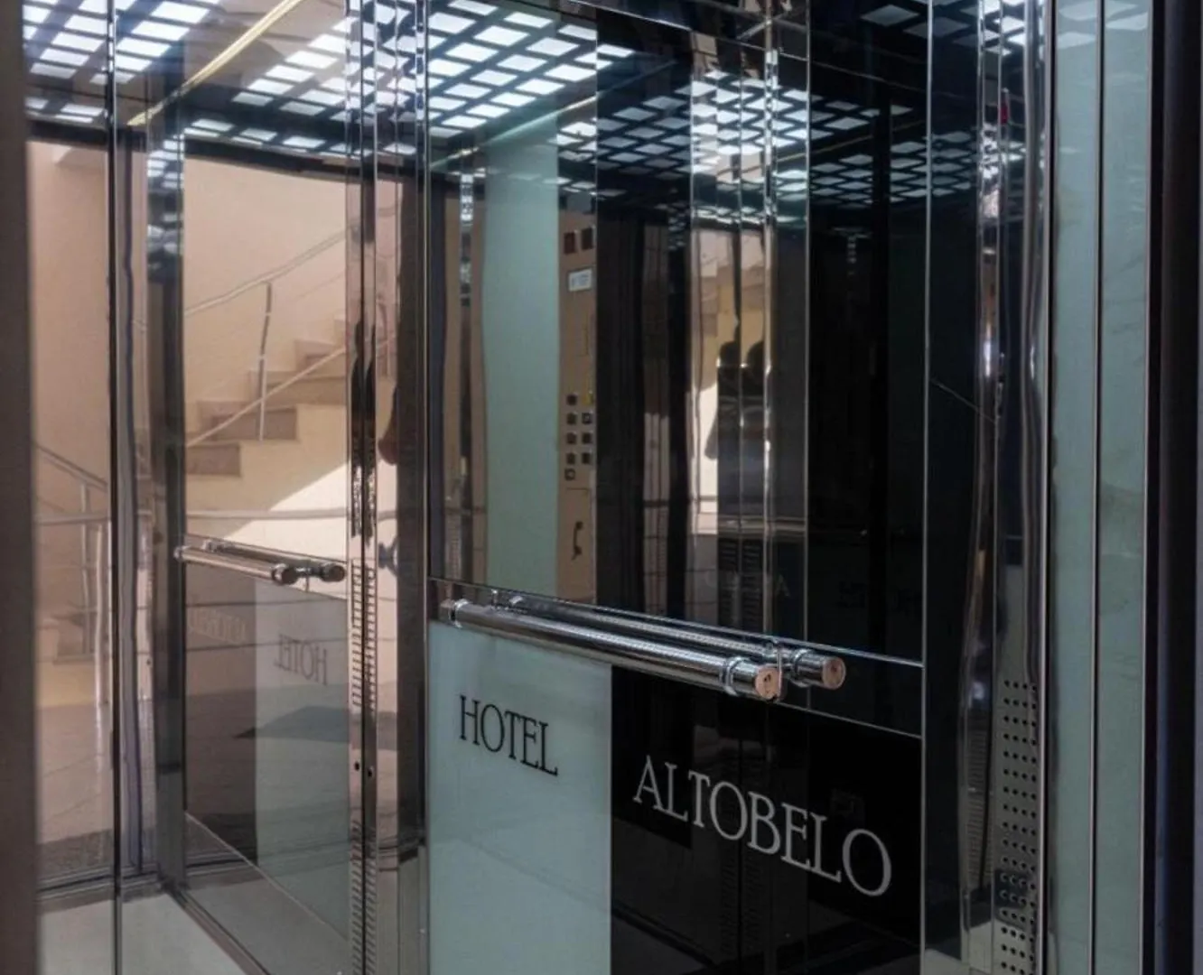 Altobelo Hotel Vlorë 알바니아